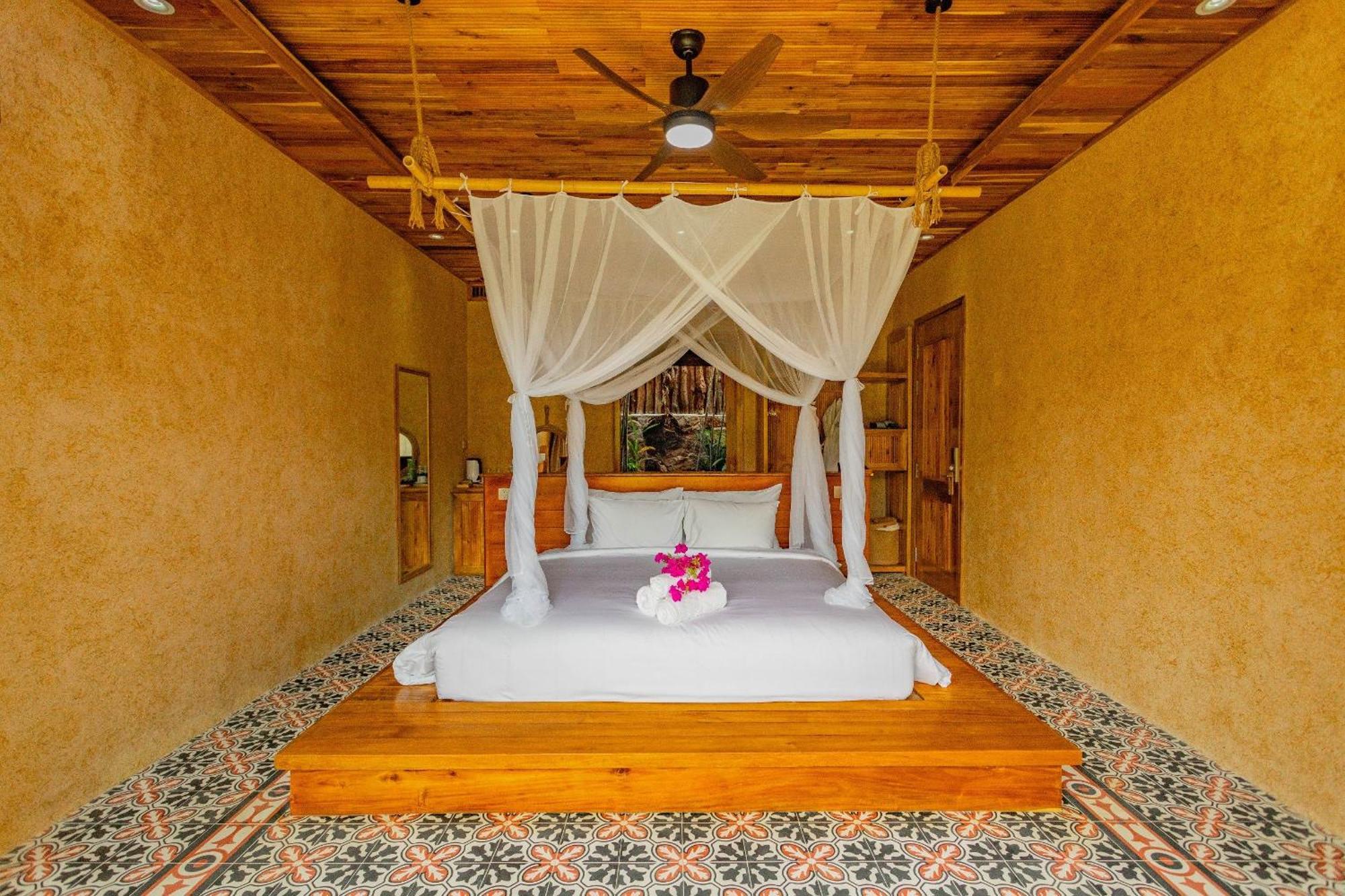 Grand Ocean Bay Resort Duong Dong Exterior foto